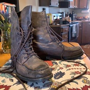 Classic combat boot. Bought in London. Size 39.